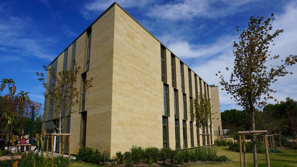 Bâtiment moderne