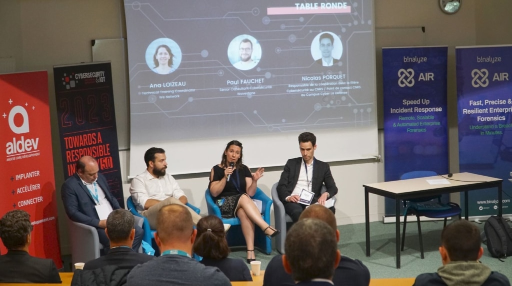 Une table ronde du Symposium Cyber et IoT sur le Campus Ouest de l'Esaip