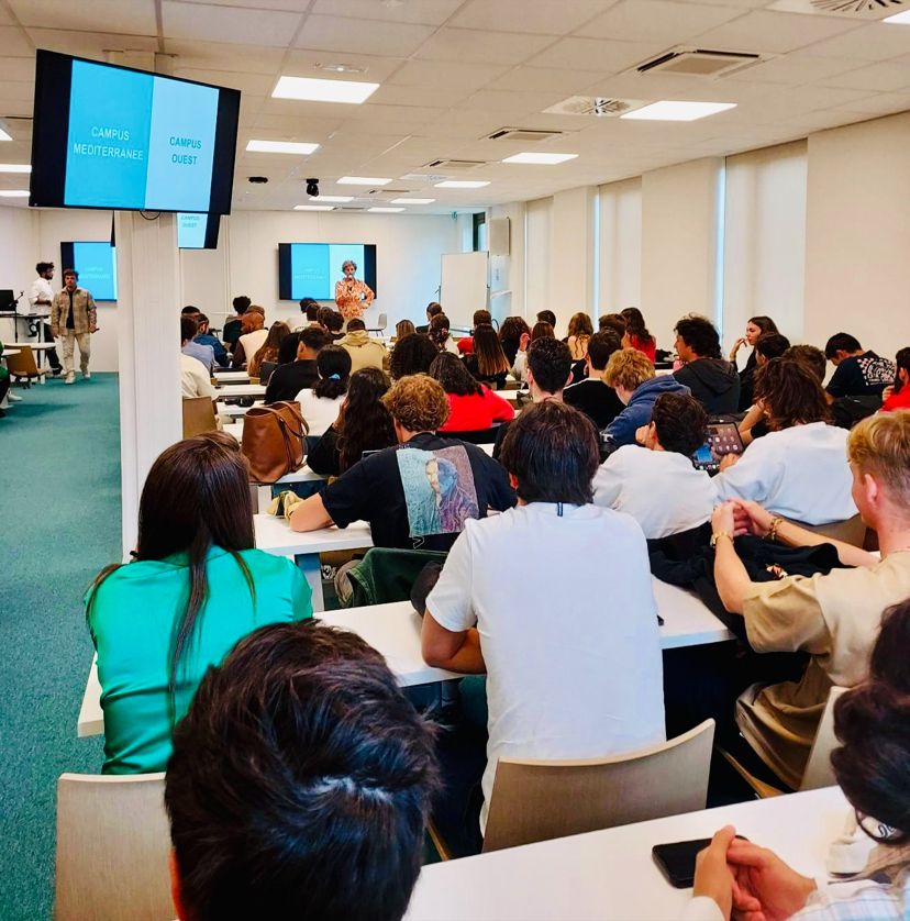 Un amphi de rentrée de l'ESAIP