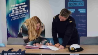 Une étudiante de l’Esaip décroche une bourse de la Marine Nationale !